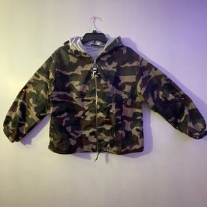 Camo Print Drawstring Hem Hodded Jacket